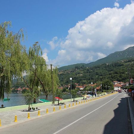 Pension Lale Pestani Exterior photo